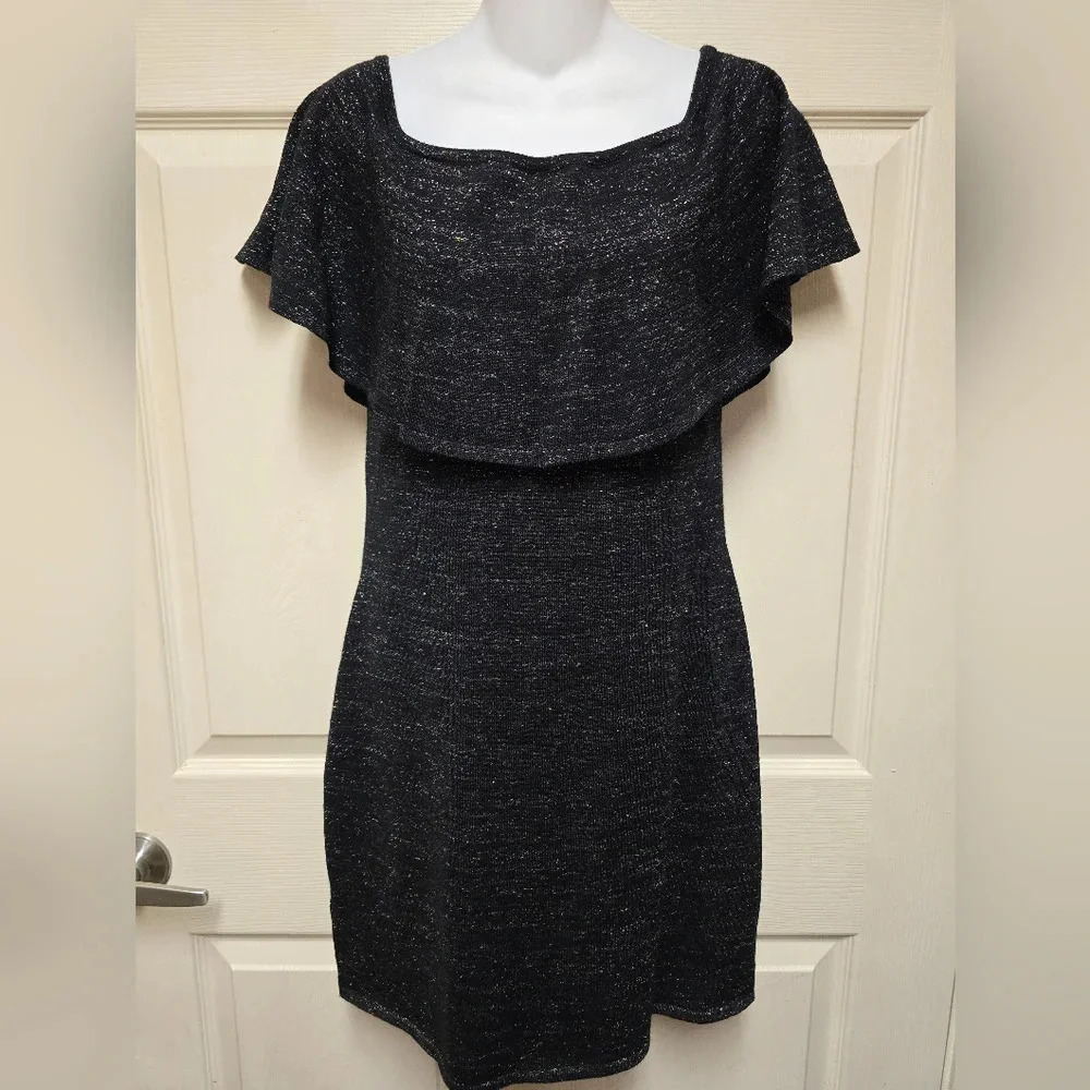 TRINA By Trina Turk Black Wool Yarn Blend Shimmer Stretch Off/On Shoulder Sz Sm